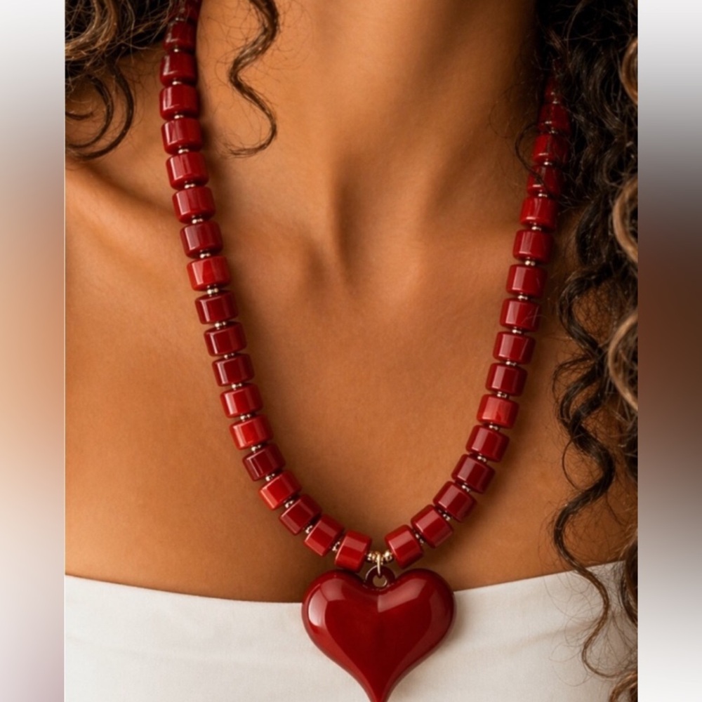New! Red Heart Marbled Bead Necklace new